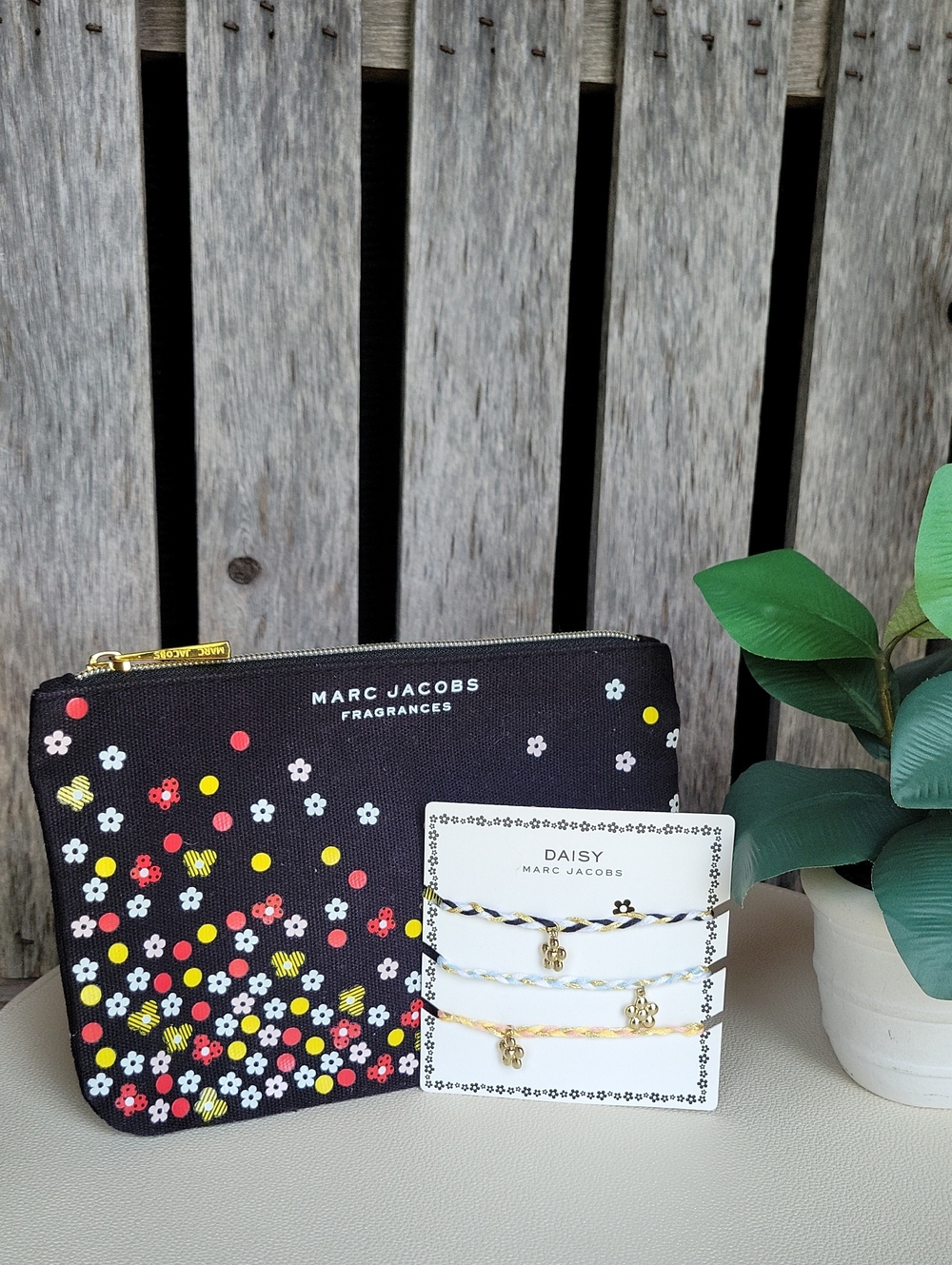 Marc Jacobs - 3 Adjustable Gold Tone Braided Bracelets & Black Floral Dot Pouch - Picture 2 of 5